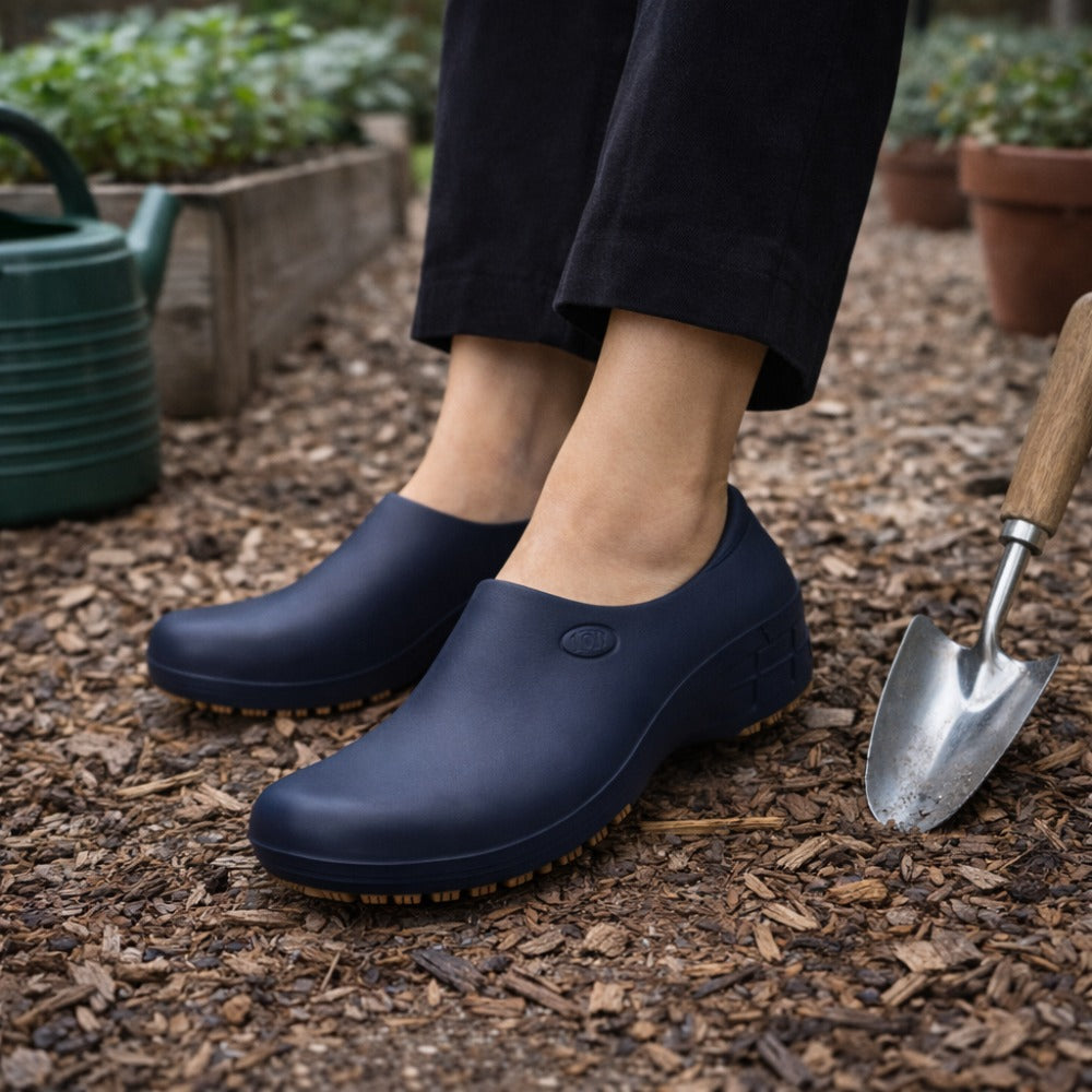 Sapato de EVA Feminino Azul Marinho Uso Profissional Antimicrobiano Solado Antiderrapante Sticky Shoes Woman SSW-AZM C.A 39848