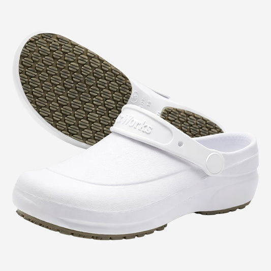 Sapato de EVA Tipo Crocs Branco Uso Profissional Antimicrobiano Solado Antiderrapante Soft Works BB60 C.A 27921