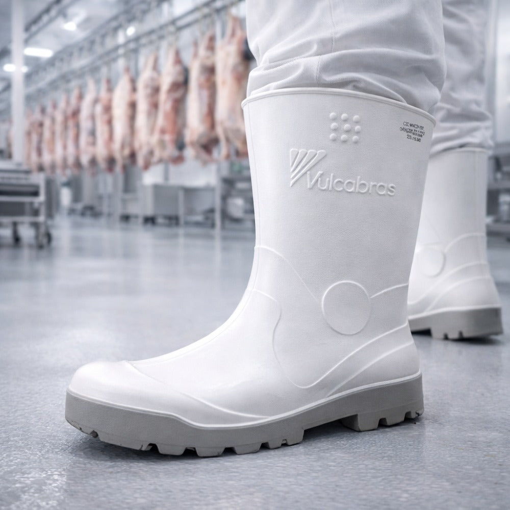 Bota de PVC Overtech Cano Curto 23cm Branca Solado PU Antiderrapante Vulcabras BEPCC02 C.A 16065