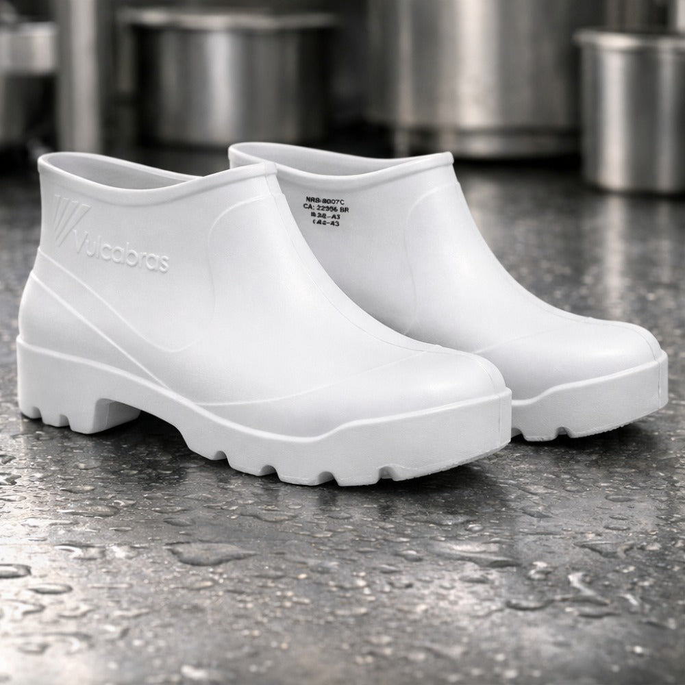 Botinha de EVA Cano Curto 12,6cm Branca Solado Antiderrapante Vulcabras BECC19 C.A 39426