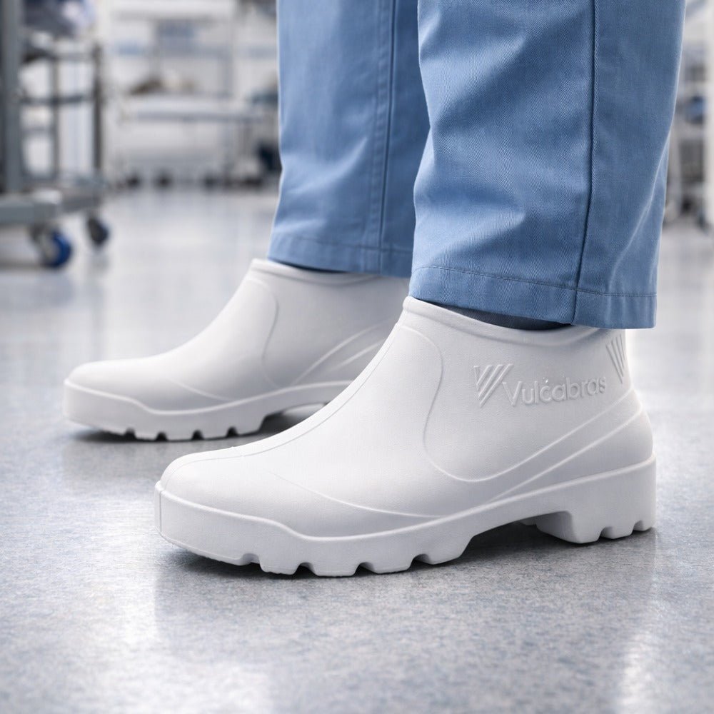 Botinha de EVA Cano Curto 12,6cm Branca Solado Antiderrapante Vulcabras BECC19 C.A 39426