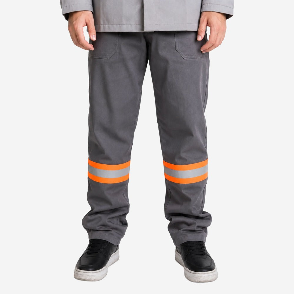 Calça NR10 Eletricista Risco II ATPV 9,6 Cinza 100% Algodão Anti-chama Com Faixas Refletivas Laranjas Maicol C.A 44109