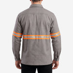 Camisa NR10 Risco II ATPV 12,0 Manga Longa Cinza 100% Algodão Anti-chama Com Faixas Refletivas Laranjas Eqpro C.A 41146