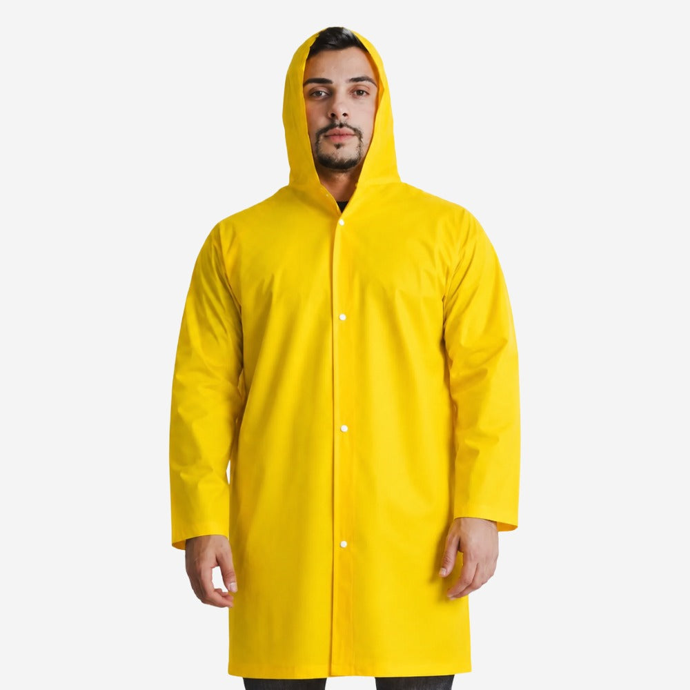 Capa de Chuva em PVC Laminado Amarelo com Capuz e Fechamento em Botões Maicol CA 28191