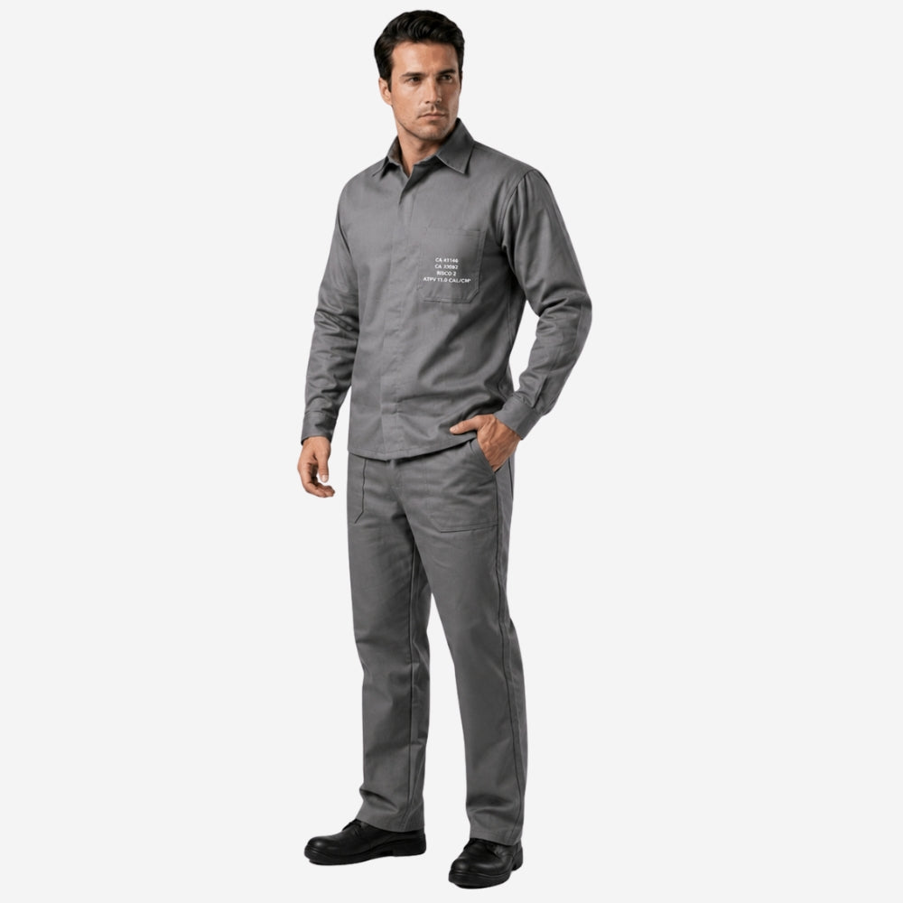 Conjunto Calça e Camisa NR10 Risco II ATPV 12,0 Manga Longa Cinza 100% Algodão Anti-chama Eqpro C.A 41146/41147