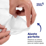 Macacão de Segurança Tecido Não Tecido Branco Capuz em Duas Peças Fechamento em Zíper Com Punho e Tornozelo Ajustável Volk Covertech 100 18.86.111.06 C.A 39183