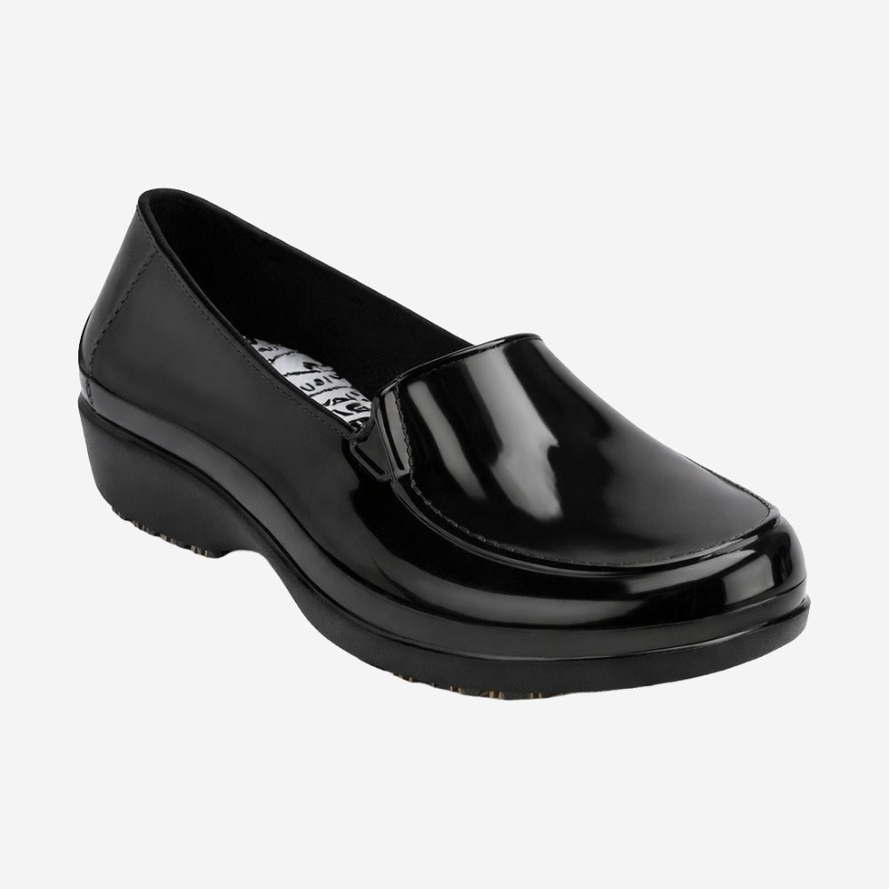 Mocassim Feminino de EVA Impermeável Preto Uso Profissional Antimicrobiano Solado Antiderrapante Sticky Shoes Woman SOC-W-PTA C.A 41532