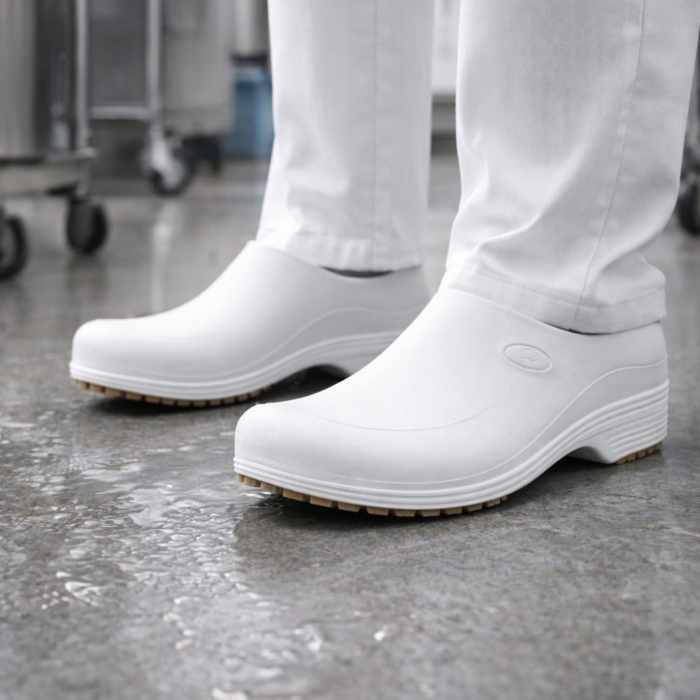 Sapato de EVA Branco Uso Profissional Antimicrobiano Solado Antiderrapante Sticky Shoes Man C.A 39674