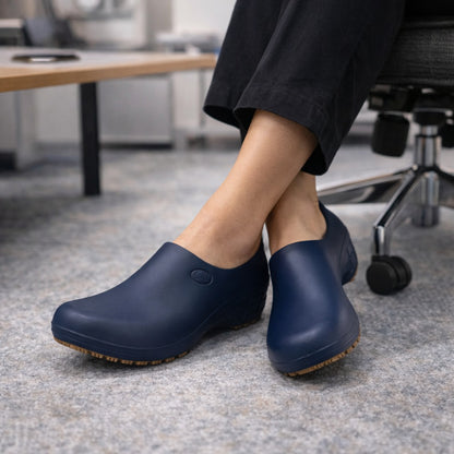 Sapato de EVA Feminino Azul Marinho Uso Profissional Antimicrobiano Solado Antiderrapante Sticky Shoes Woman SSW-AZM C.A 39848