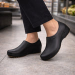 Sapato de EVA Feminino Preto Uso Profissional Antimicrobiano Solado Antiderrapante Sticky Shoes Woman SSW-PTA C.A 39848