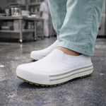 Tênis Iate de EVA Branco Uso Profissional Antimicrobiano Solado Antiderrapante Soft Works BB80 C.A 37212