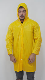 Capa de Chuva Para Motoboy Motoqueiro em PVC Forrado Amarelo com Capuz e Fechamento em Botões Maicol POP CA 37537